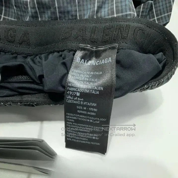 Balenciaga Balenciaga Plaid Mid Rise Beach Shorts for Men. Size US 27 - 6 Thumbnail