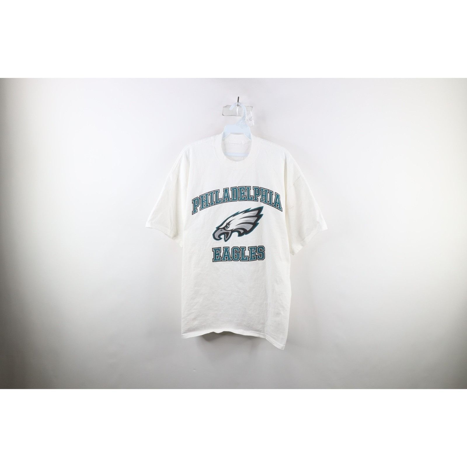 Vintage Vintage 90s Spell Out Philadelphia Eagles Football T-Shirt Size US XL / EU 56 / 4 - 1 Thumbnail