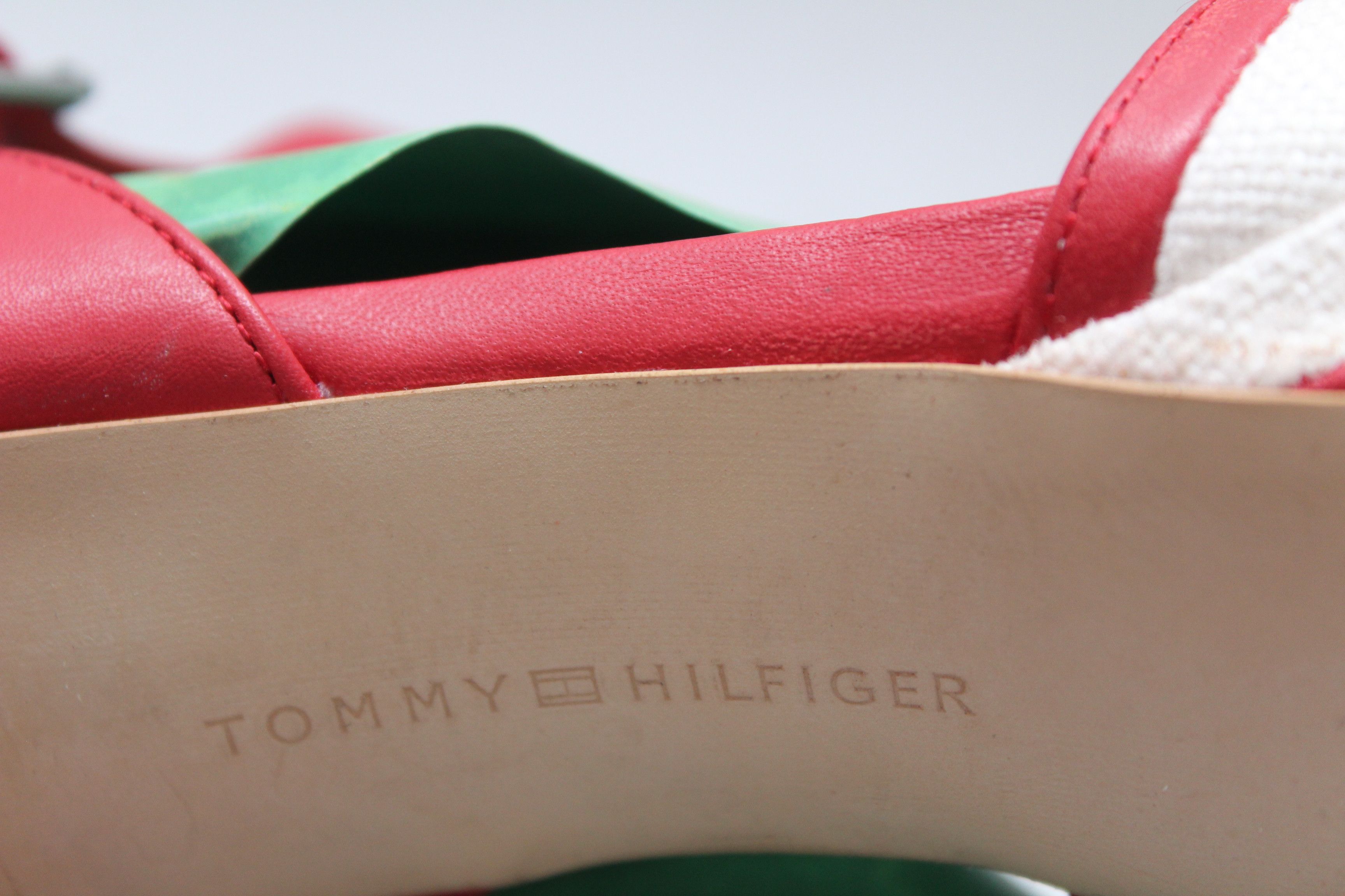 Tommy Hilfiger Tommy Hilfiger Sandals Hells Size 38 Authentic Vintage Size US 8 / IT 38 - 9 Thumbnail