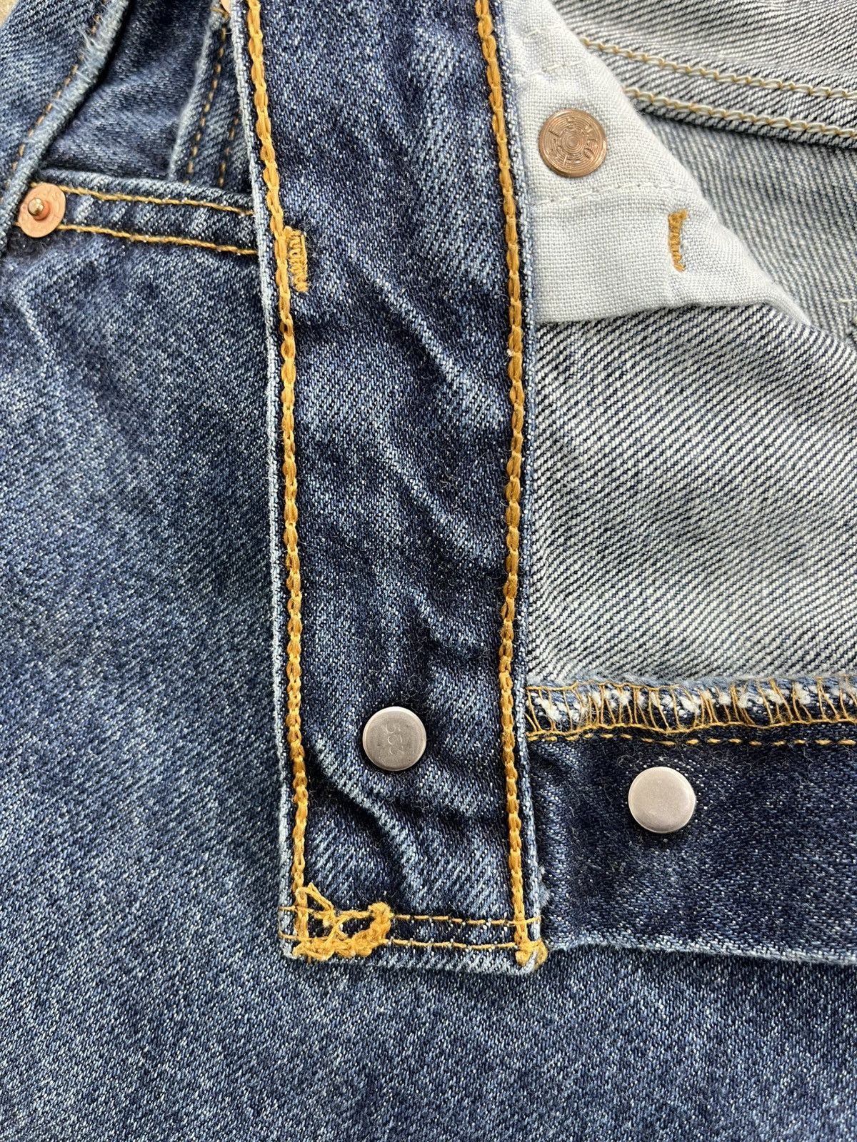 Levi's Vintage Clothing 🇺🇸1990s Vintage Levis 501 30x32 Straight Leg Blue Jeans Size US 30 / EU 46 - 8 Thumbnail