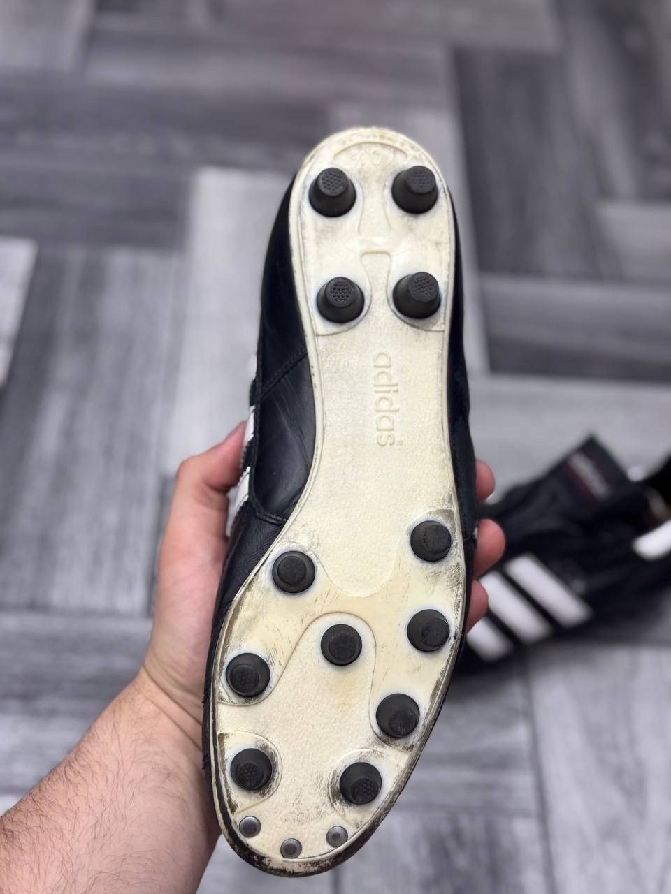 Adidas vintage adidas soccer shoes in good condition size 45 Size US 11.5 / EU 44-45 - 5 Thumbnail