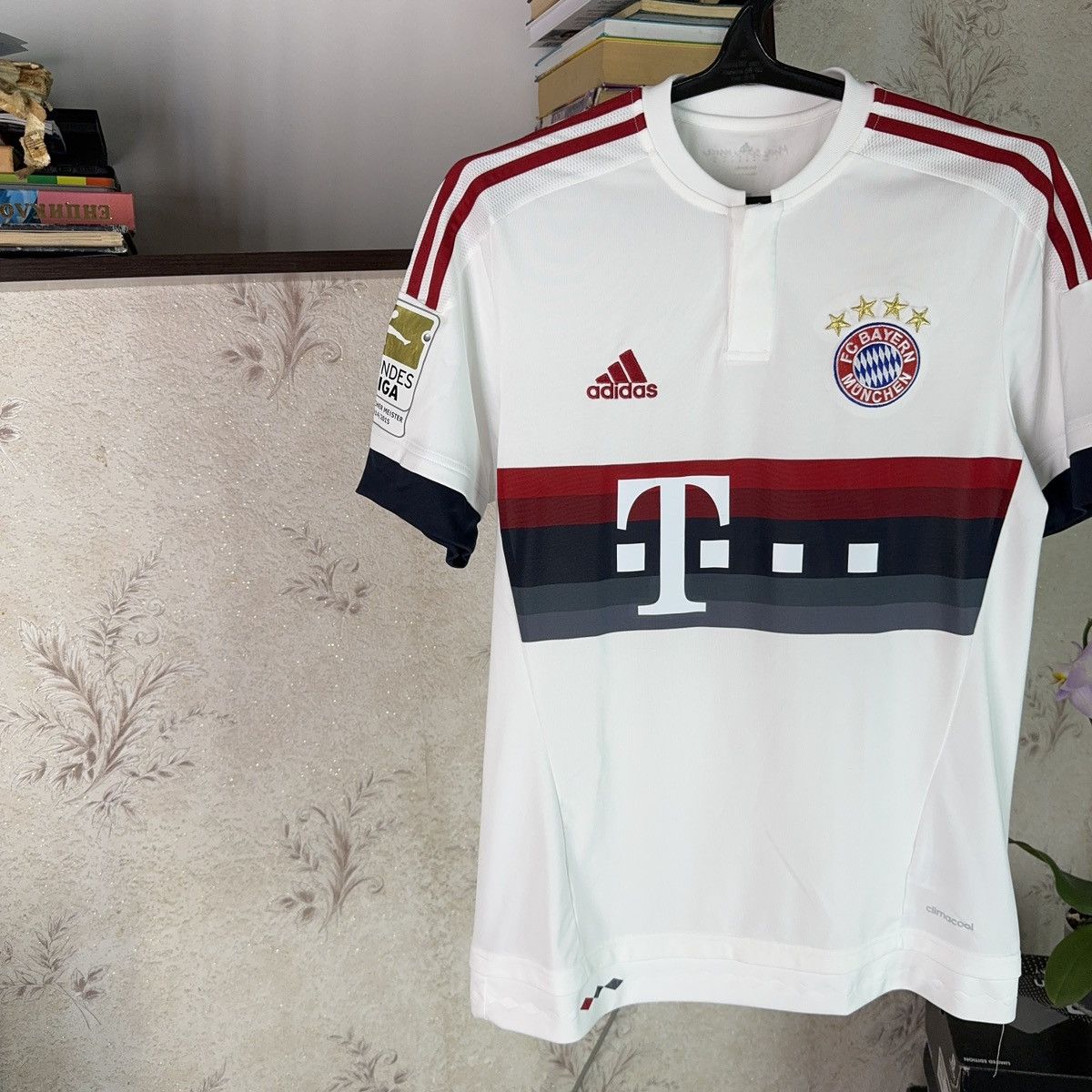 Adidas Adidas Bayern Munich Jersey 2014-2015 Away Alaba #27 White Size US M / EU 48-50 / 2 - 4 Thumbnail