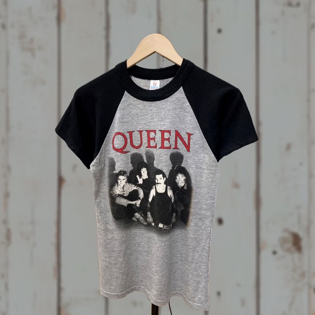Vintage VINTAGE Queen Freddie Mercury Rare T-Shirt Retro Hype Gray M Men Short Sleeve 1984 80s Concert Shirt Mens Size US M / EU 48-50 / 2 - 1 Thumbnail