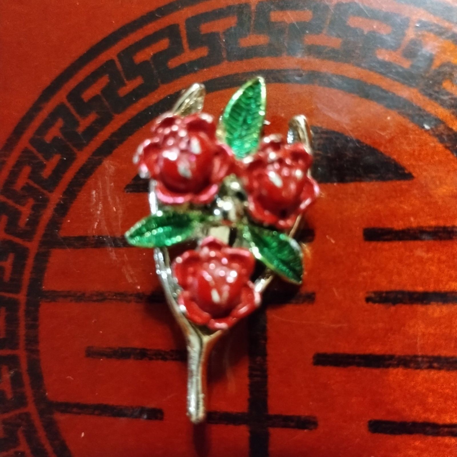 Vintage Beautiful vintage Gerry's Rose brooch~motorcycle vest Size ONE SIZE - 1 Thumbnail