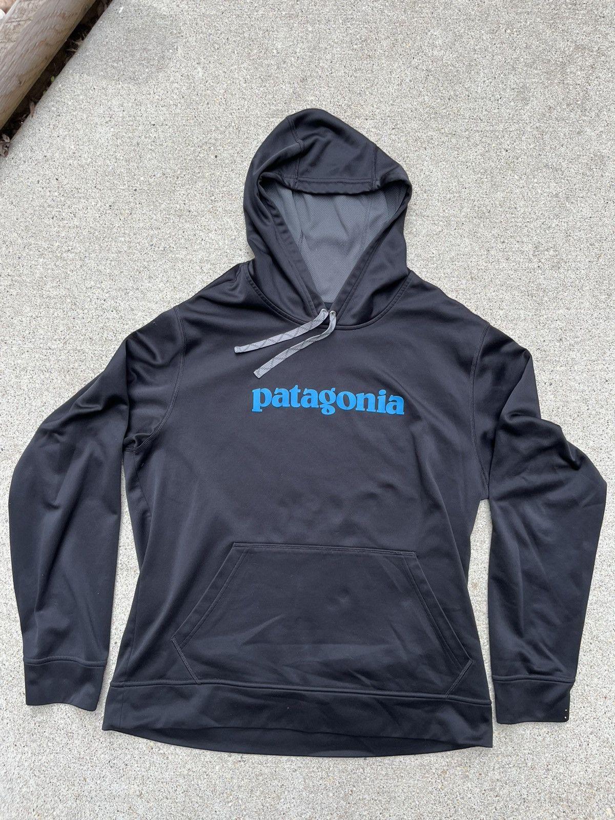 Patagonia Patagonia Tech Black Logo Hoodie Size US L / EU 52-54 / 3 - 1 Thumbnail