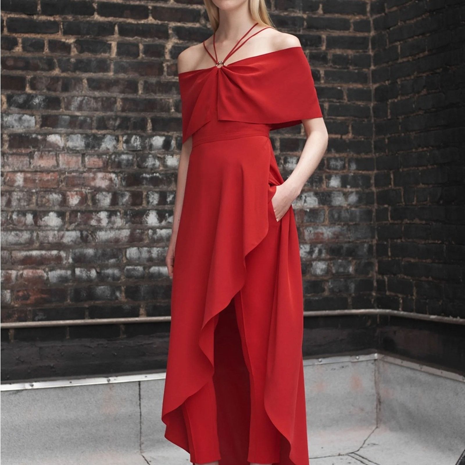 Yigal Azrouel Yigal Azrouel Red Cold Shoulder Maxi Dress sz 8 Size M / US 6-8 / IT 42-44 - 2 Thumbnail
