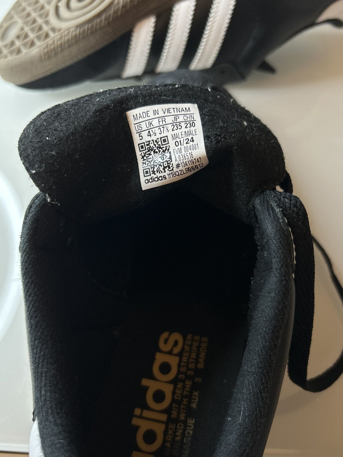 Adidas Adidas Classic Samba Size US 5 / EU 37 - 3 Thumbnail