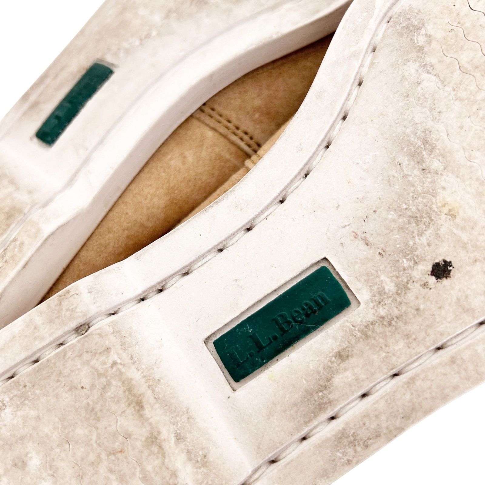 L.L. Bean LL Bean Tan Leather Loafers Moccasins Sz 8.5 Size US 8.5 / IT 38.5 - 6 Thumbnail