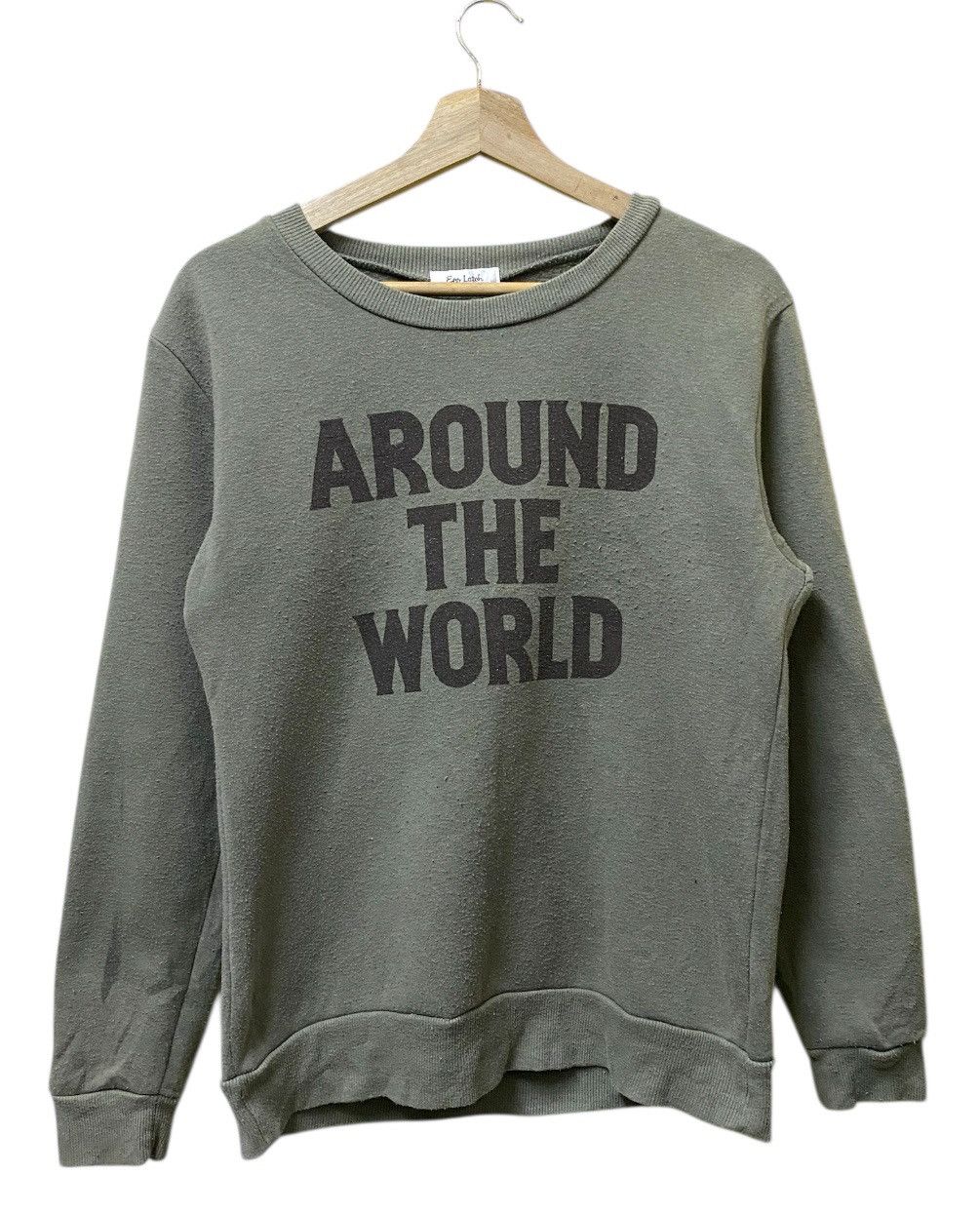 The Unbranded Brand Around The World Sweatshirt Crewneck Tee Size US M / EU 48-50 / 2 - 1 Thumbnail