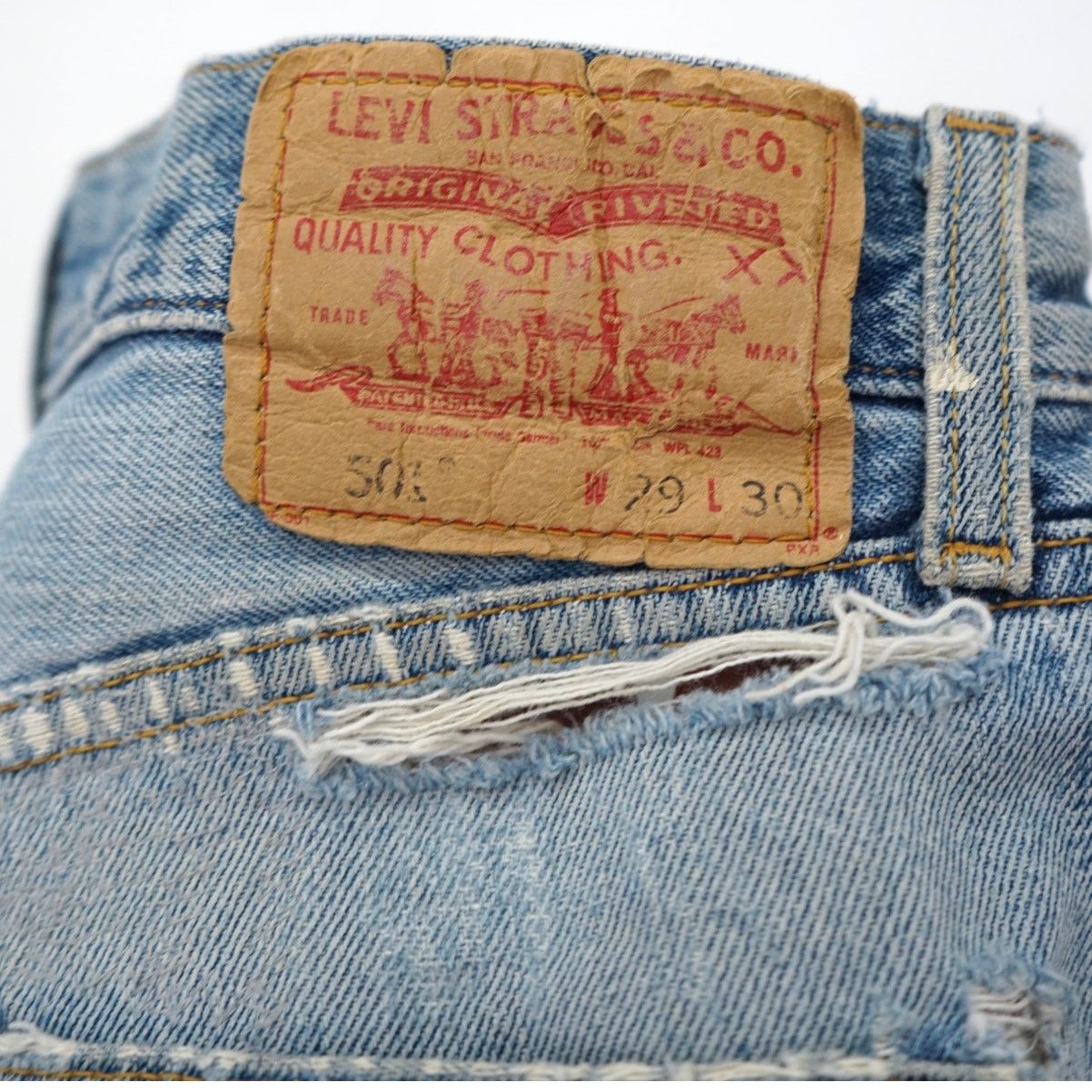 Levi's Vintage 00's Levi's 501 Reworked Cutoff Denim Shorts 28" Size 28" / US 6 / IT 42 - 6 Thumbnail