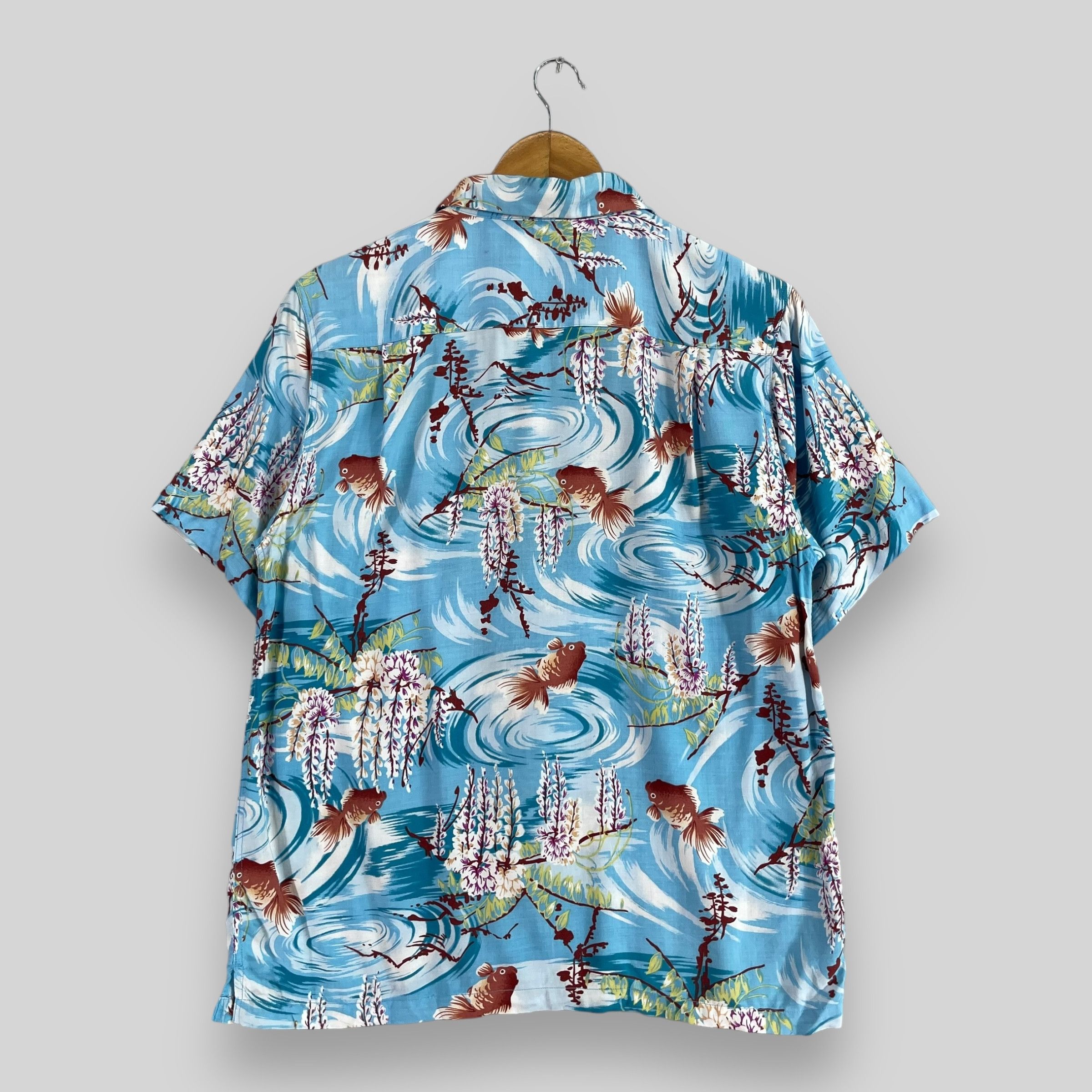 Japanese Brand × Vintage Vintage PATINA Japanese Hawaiian Gold Fish Rayon Shirt Size US M / EU 48-50 / 2 - 7 Thumbnail