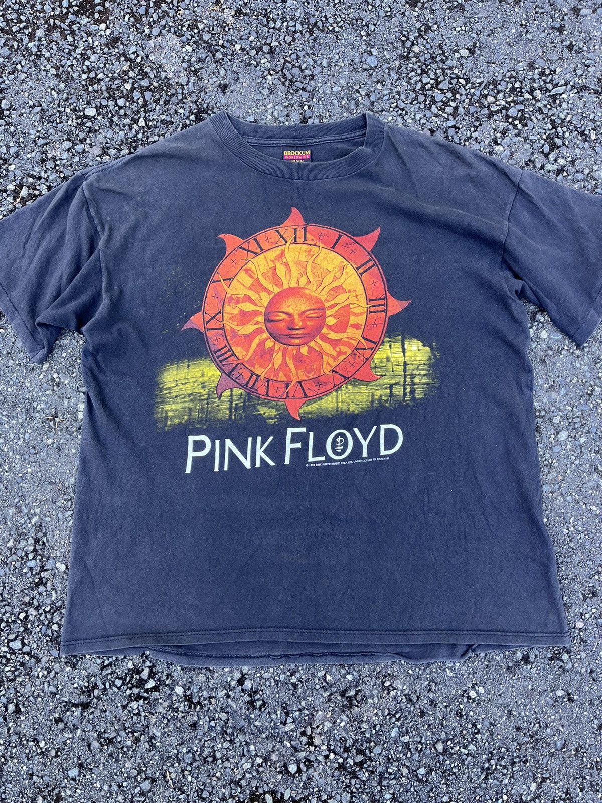Vintage Pink Floyd Sun Dial Graphic T-shirt