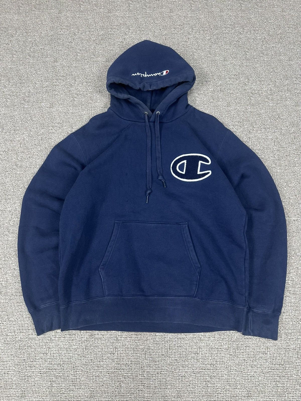 Champion Vintage Champion Big Carpet Logo Sunfaded Hoodie Z300 Size US L / EU 52-54 / 3 - 1 Thumbnail
