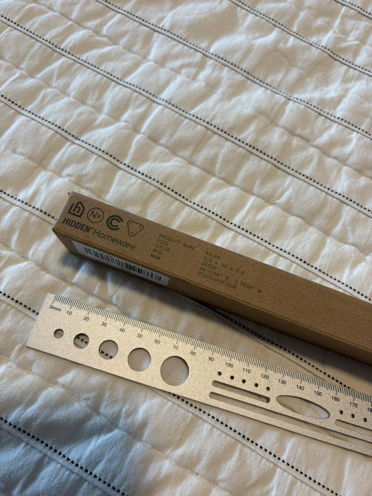 HIDDEN Hidden NY Ruler Size ONE SIZE - 2 Thumbnail