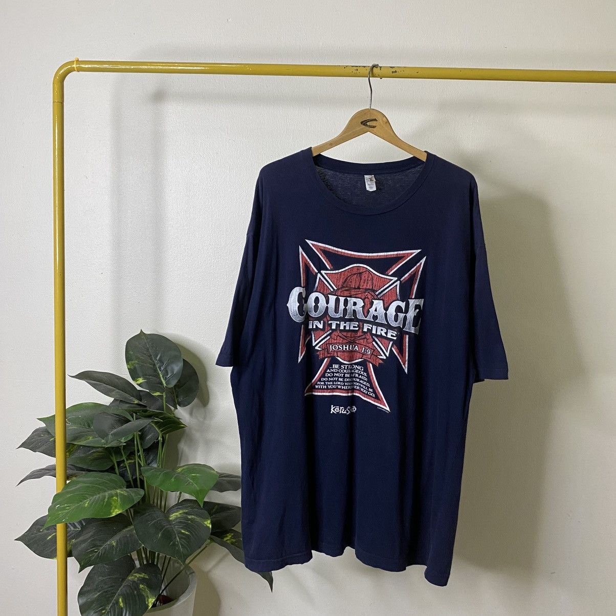 Vintage Y2K Kerusso Courage In The Fire Bible Religion Travis Style Size US XXL / EU 58 / 5 - 1 Thumbnail