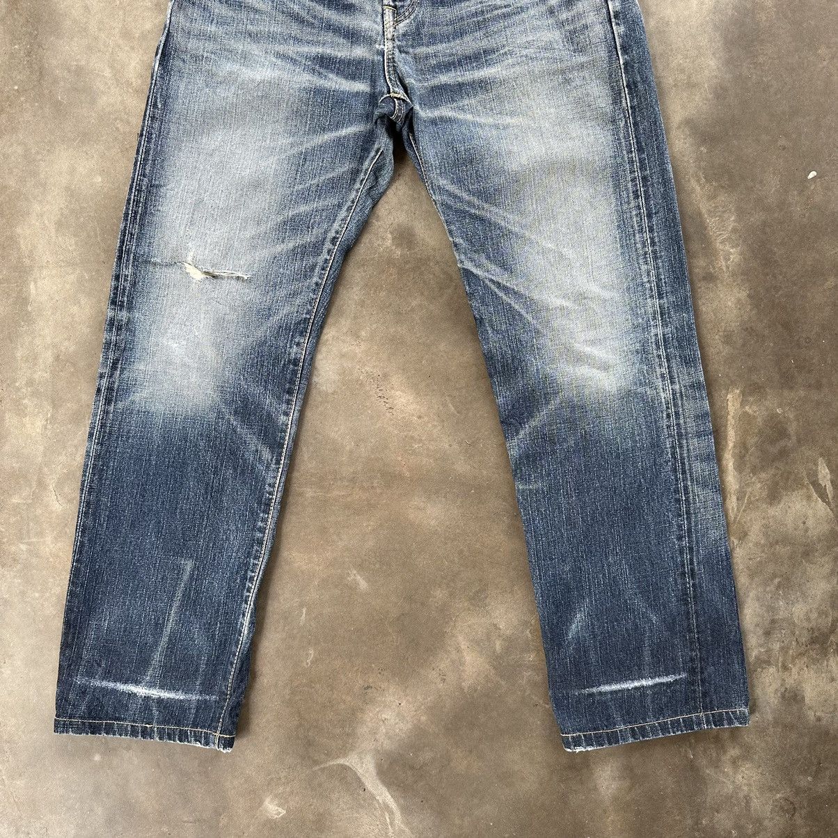 Edwin × Jean × Vintage Vintage Edwin Distressed Faded Denim Jean Pant W30 Size US 30 / EU 46 - 2 Thumbnail