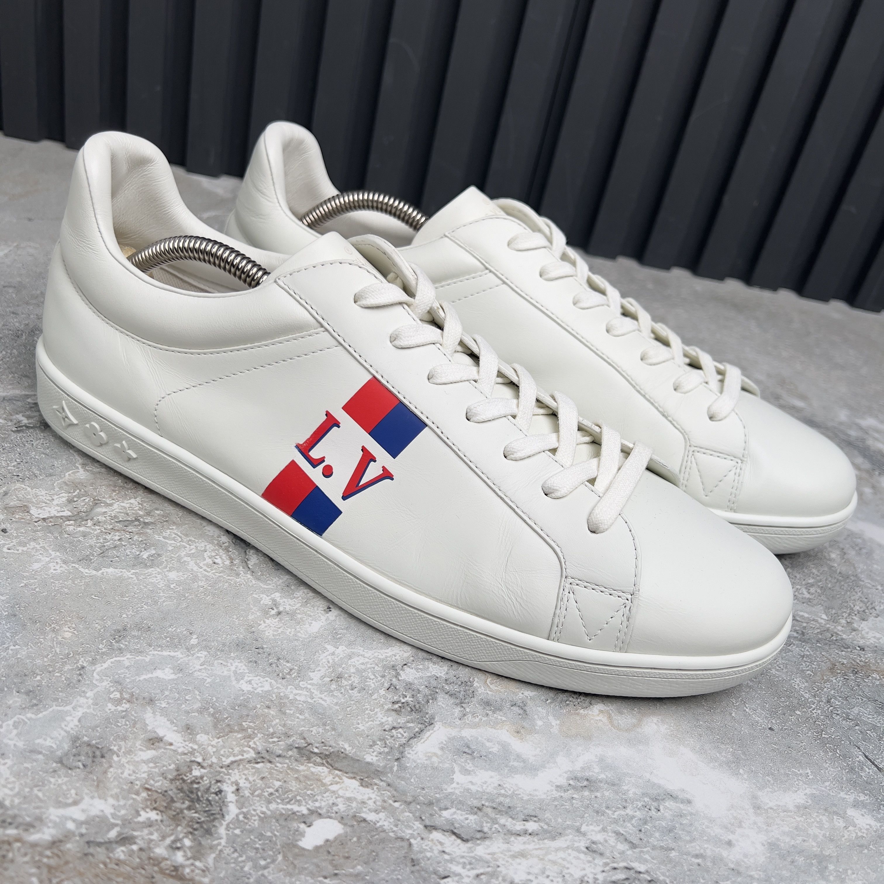 Louis Vuitton Louis Vuitton Luxembourg Sneakers Logo Leather Size US 10 / EU 43 - 5 Thumbnail
