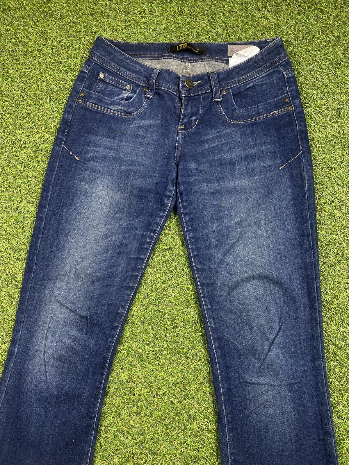 Japanese Brand × Vintage Vintage Y2K Japanese bootcut jeans streetwear size 27x34 Size 27" / US 4 / IT 40 - 4 Thumbnail