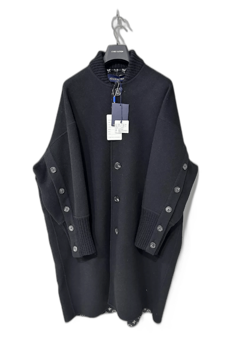 Louis Vuitton New Louis Vuitton Oversized Coat Size L / US 10 / IT 46 - 1 Thumbnail