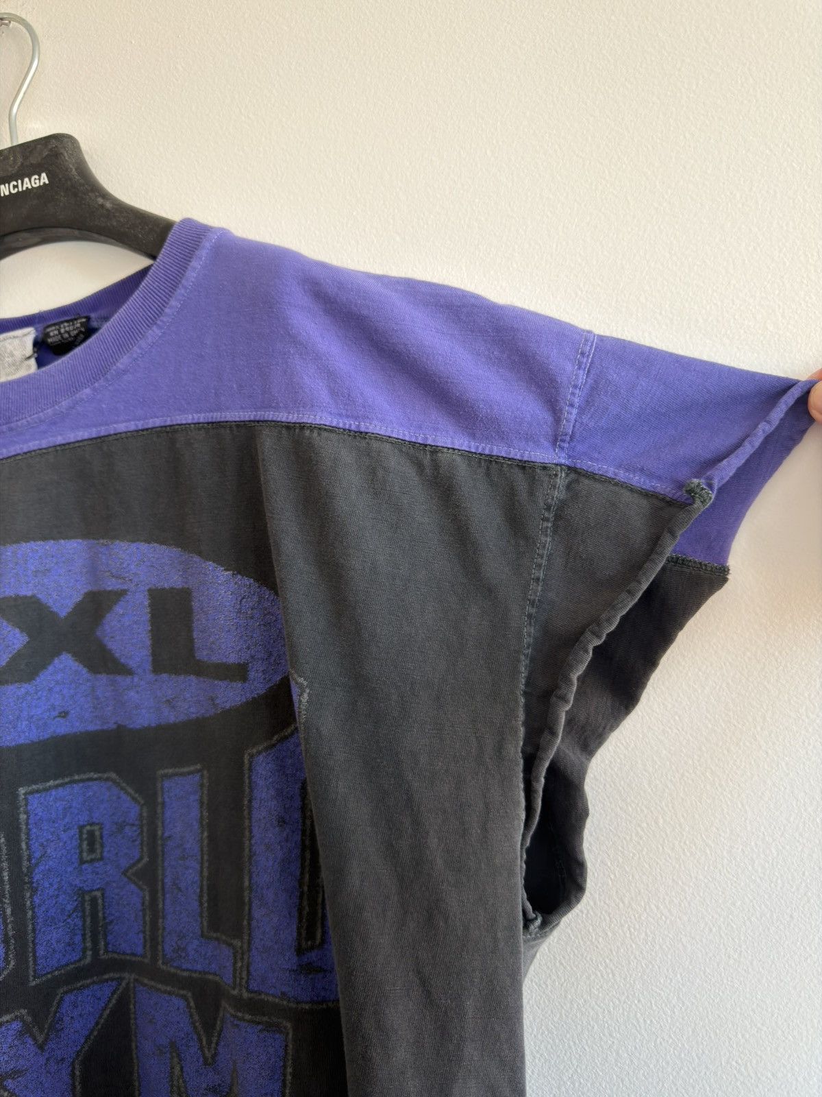 Vintage *RARE* WORLD GYM XXL 1990s CUT OFF TEE BODYBUILDING Size US L / EU 52-54 / 3 - 3 Thumbnail