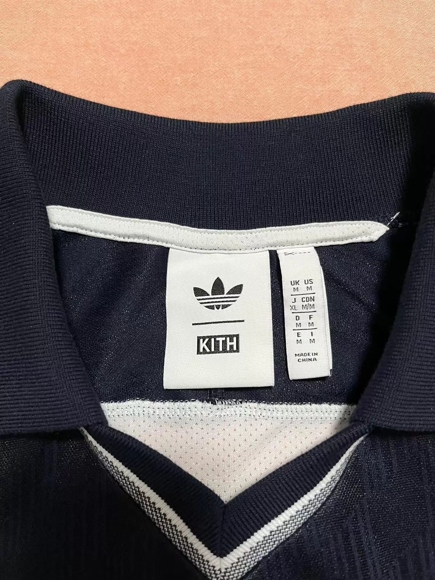 Adidas adidas x Kith Monogram Knit LS Jersey M Worn Once Size US M / EU 48-50 / 2 - 2 Thumbnail