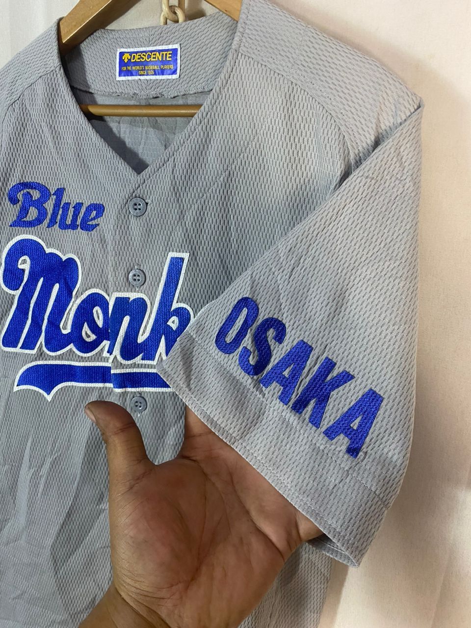 Descente Vintage baseball jersey shirt by descente Size US L / EU 52-54 / 3 - 3 Thumbnail
