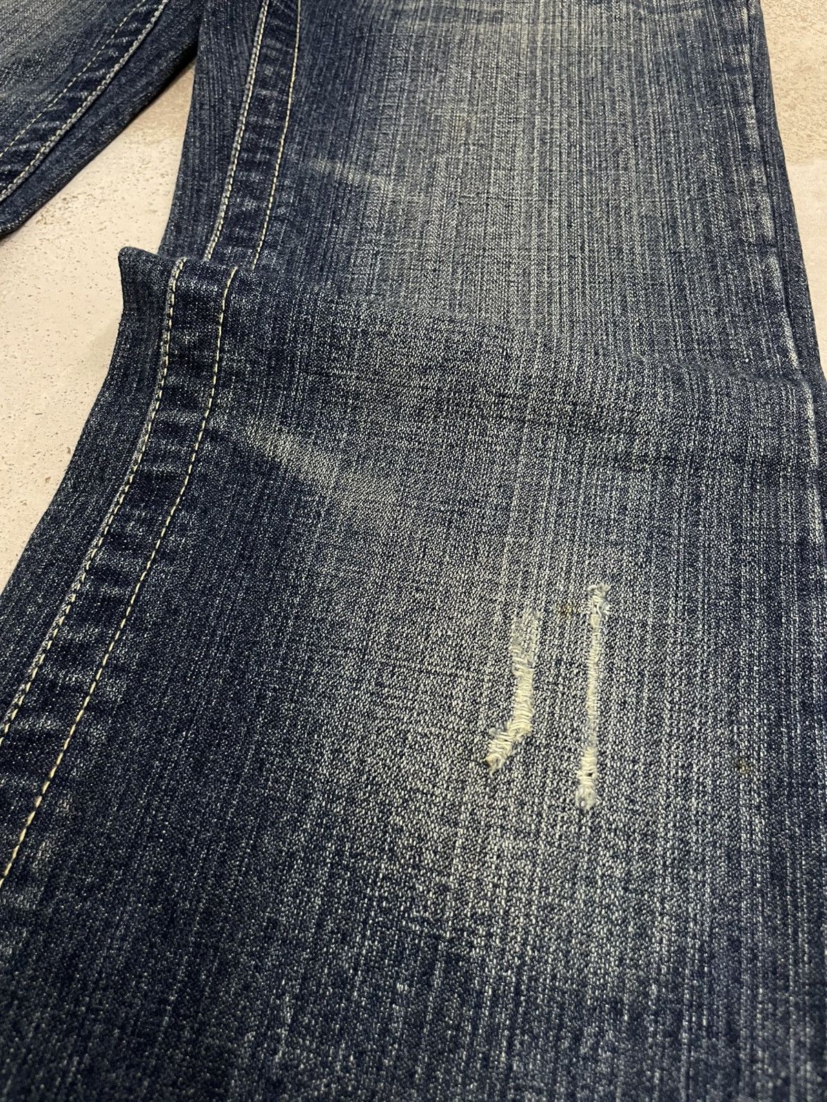 Le Grande Bleu (L.G.B.) Come Stai? Flare Whisker Distressed Japan Fashion Size US 30 / EU 46 - 10 Thumbnail