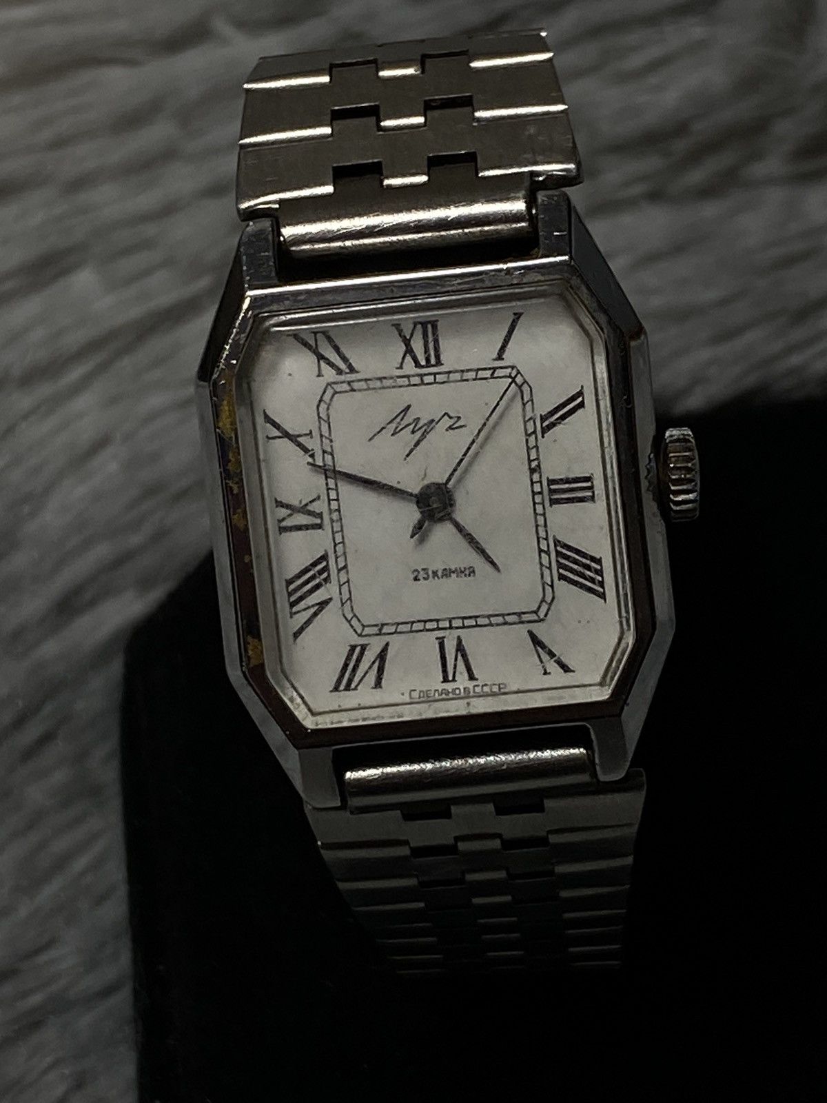 Jewelry × Vintage Vintage Luch Mechanical Watch USSR | Japanese Brand Size ONE SIZE - 3 Thumbnail