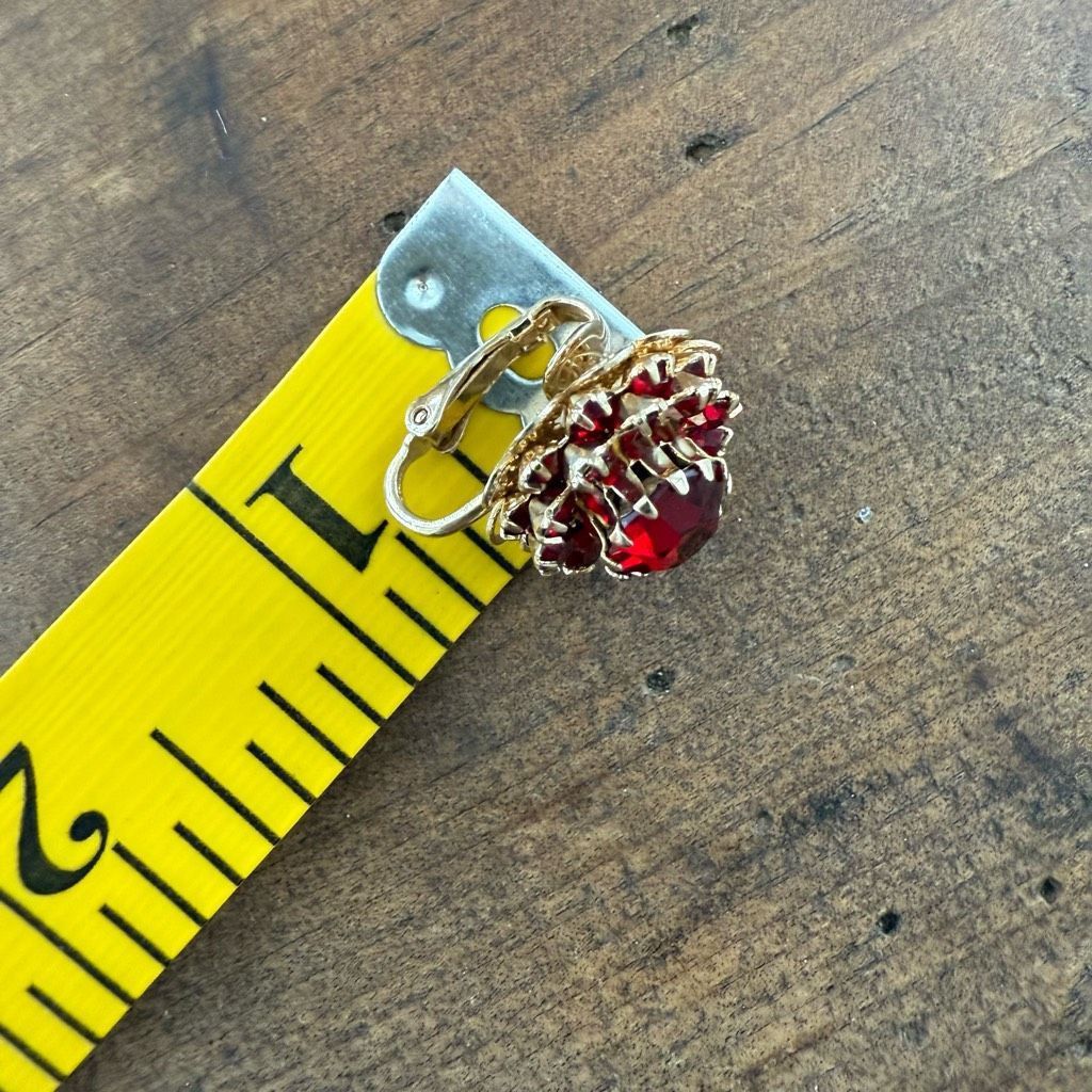 Vintage Vintage 60s 1966 Sarah Coventry Ruby Red Rhinestone Cluster Size ONE SIZE - 7 Thumbnail