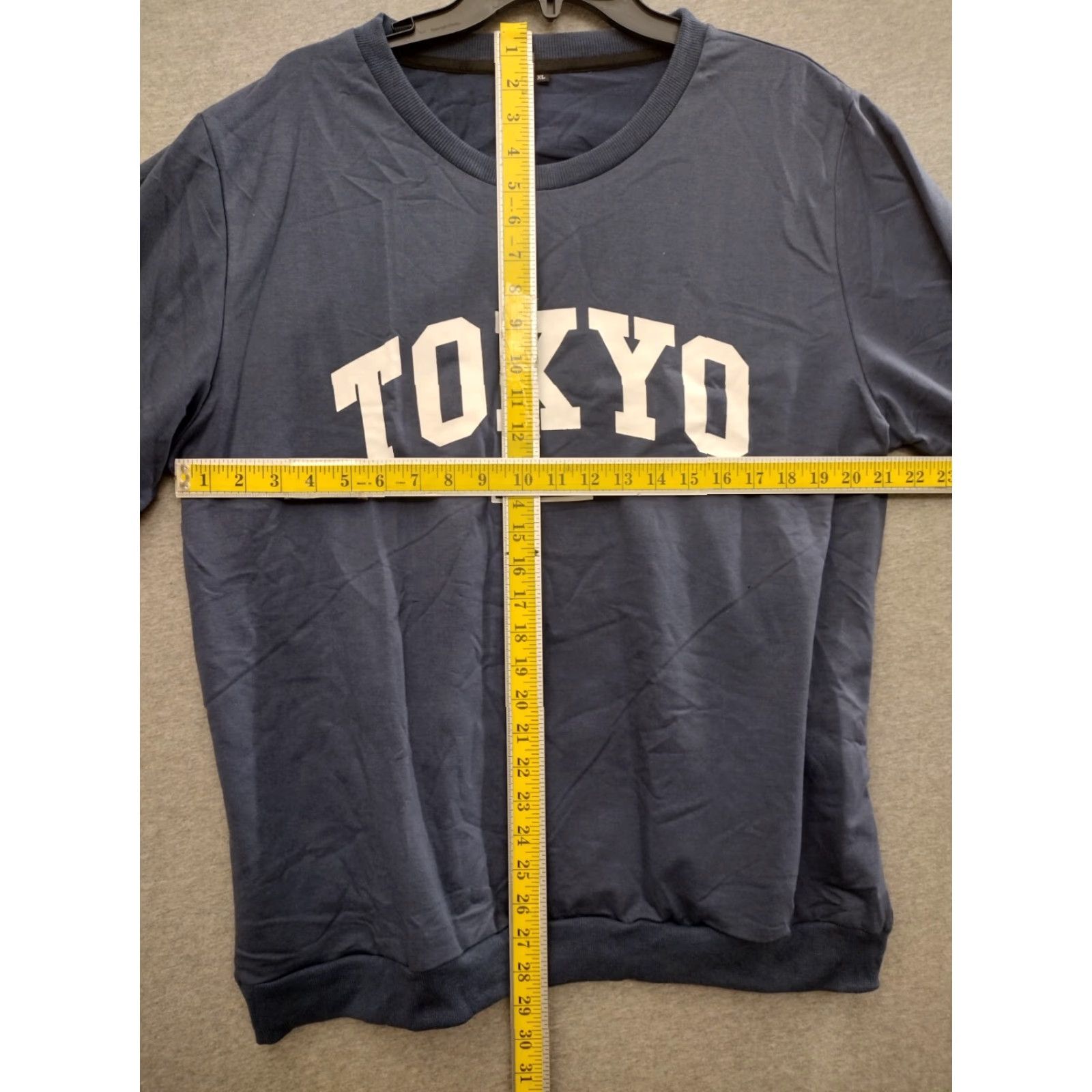 Vintage Unbranded Men’s Sweatshirt XL Blue Crewneck Tokyo Print Sweatshirt Mens XL Blue Tokyo Print All Seasons 80s 90s Logo Size US XL / EU 56 / 4 - 4 Thumbnail