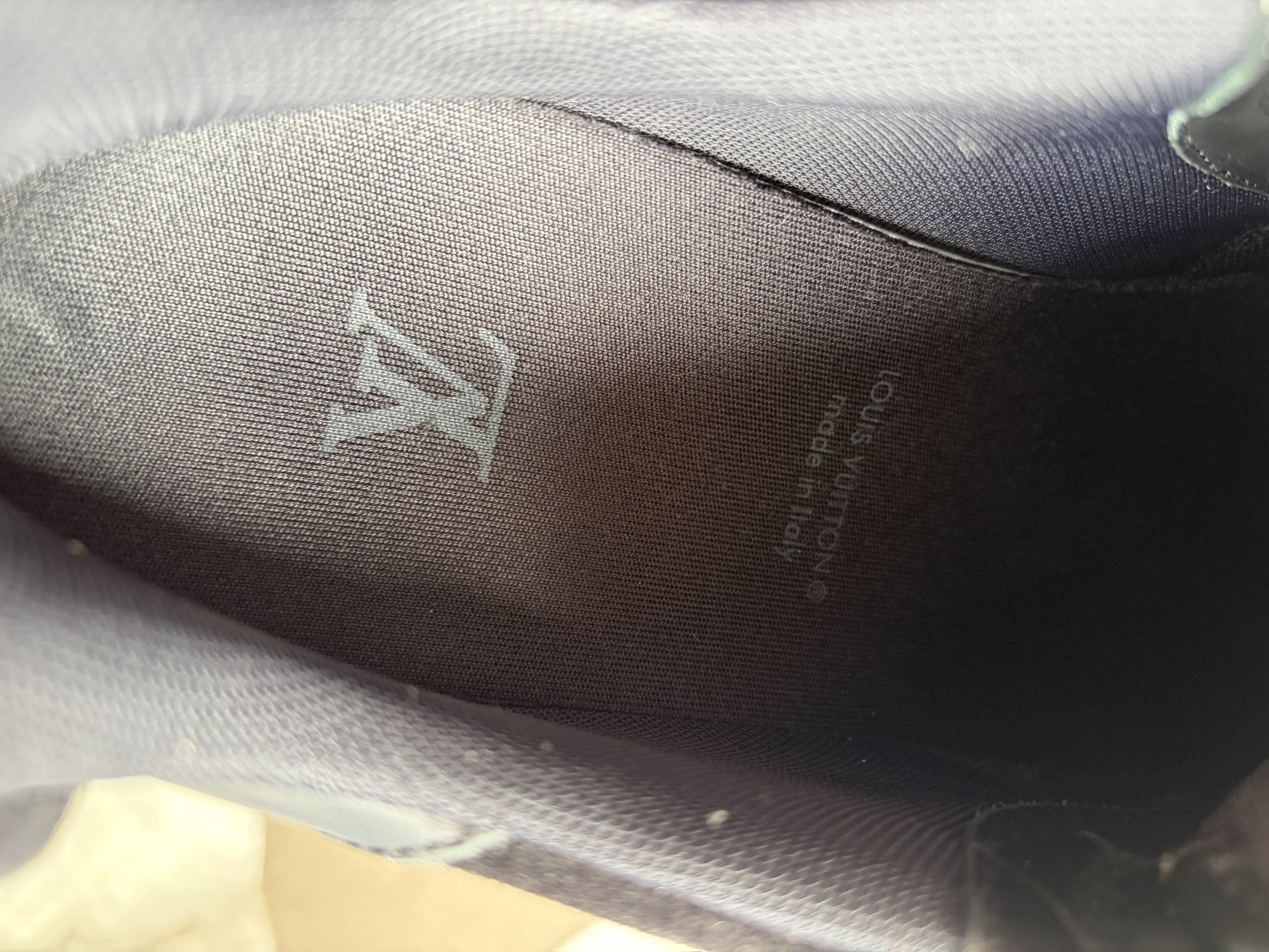 Louis Vuitton Louis Vuitton black velvet employee only Size US 7.5 / EU 40-41 - 7 Thumbnail