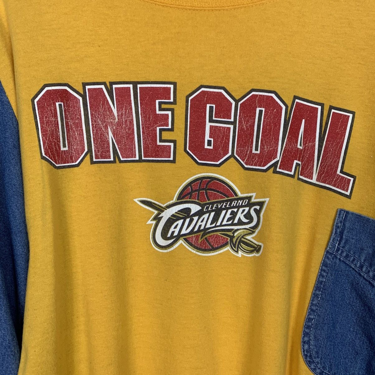 NBA Vintage NBA Cleveland Cavaliers Redesign Sweater Size XL / US 12-14 / IT 48-50 - 10 Thumbnail
