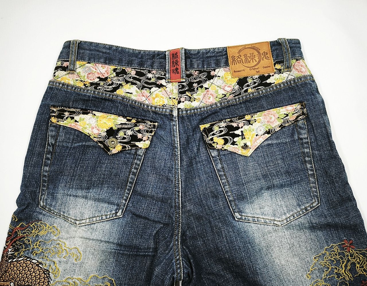 Karakuri Tamashii KARAKURI TAMASHII Dragon Embroidered Jeans size 35 Size US 35 - 8 Thumbnail