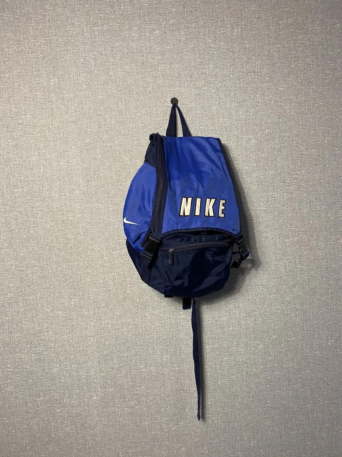 Nike × Vintage Vintage Y2K Nike Big Logo Backpack Size ONE SIZE - 1 Thumbnail
