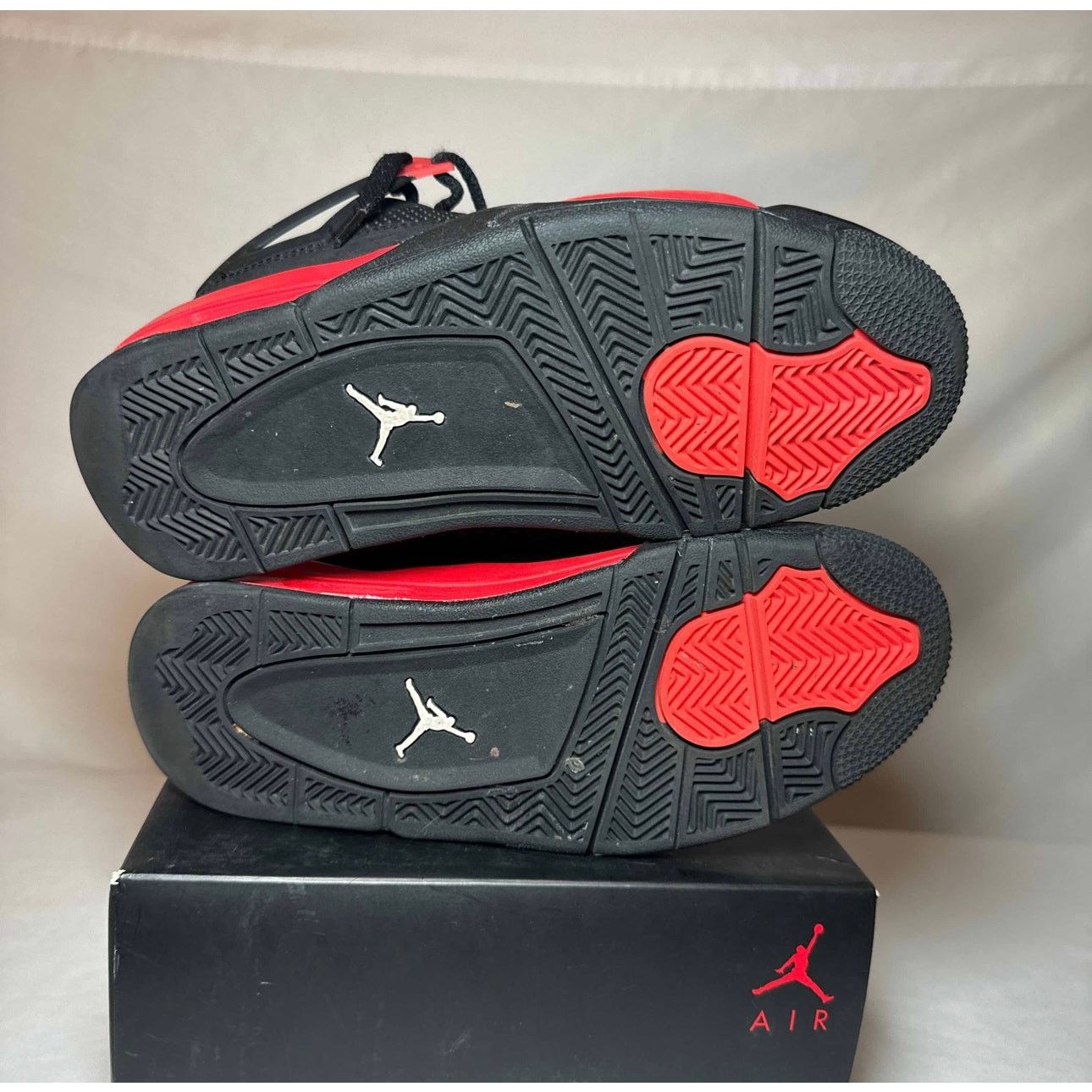 Jordan Brand × Nike Size 5.5 Nike Air Jordan 4 Retro GS Red Thunder Men's Shoes Size US 5.5 / EU 38 - 6 Thumbnail