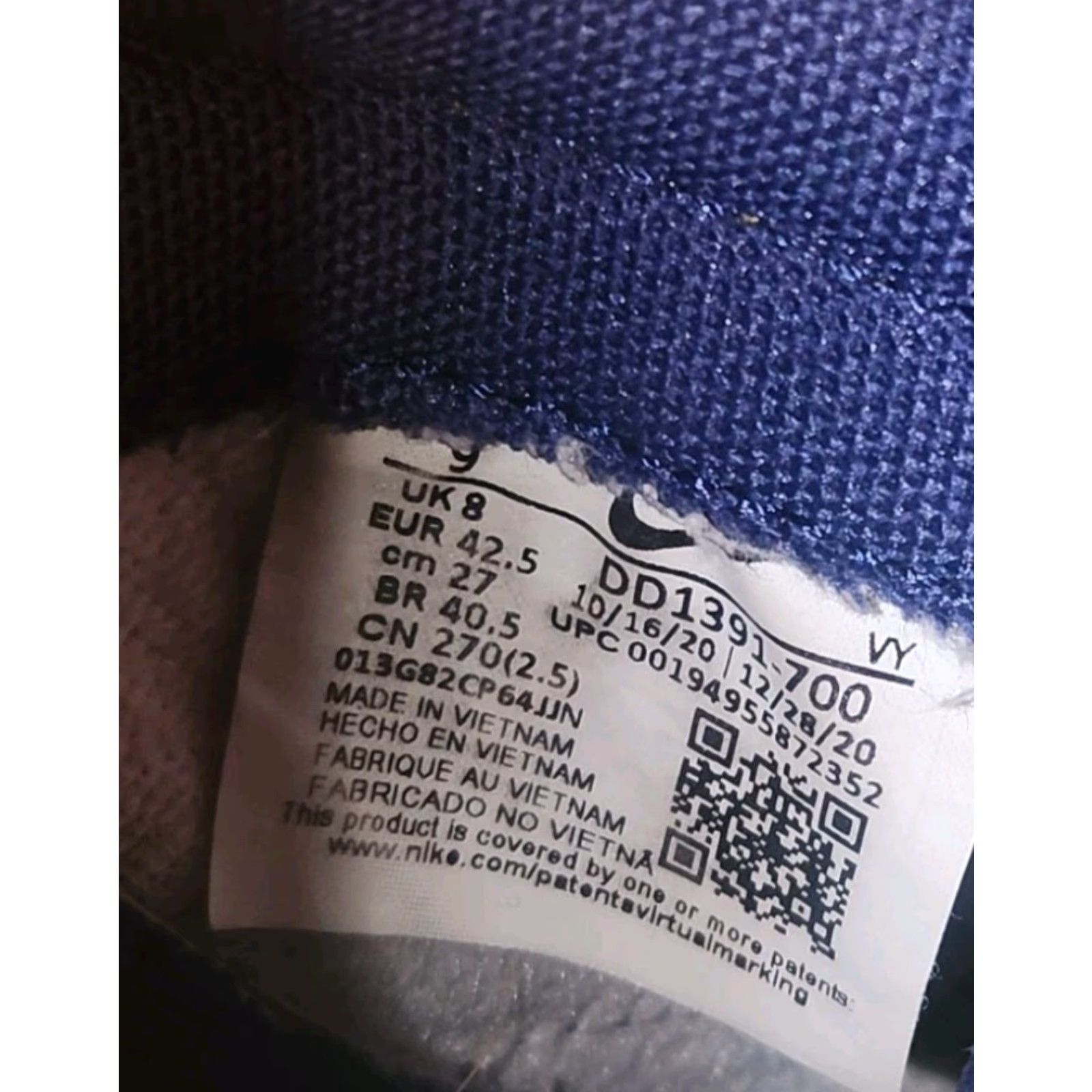 Nike Nike Dunk Michigan Shoe Men 9 US Low Top Leather Sneaker Varsity Maize Midnight Navy-White Rubber Outsole 2021 DD1391-700 Size US 9 / EU 42 - 5 Thumbnail