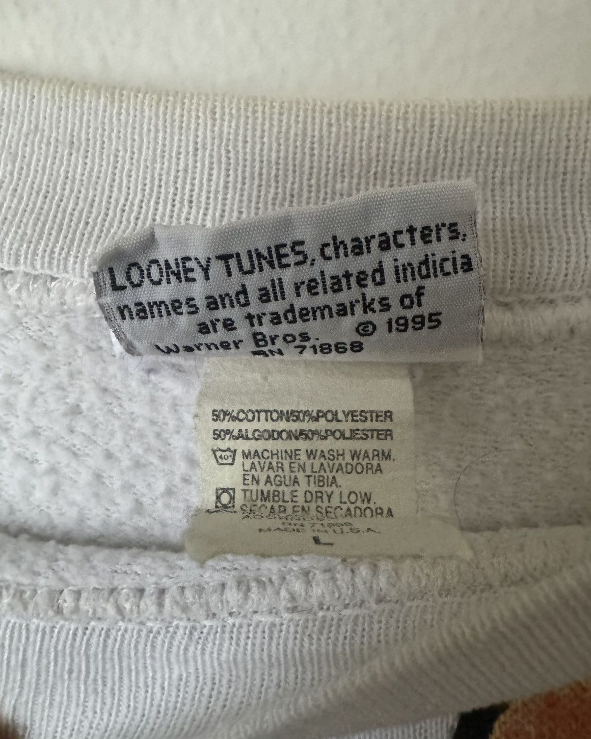 Vintage Vintage Looney Tunes Taz Sweater Size US L / EU 52-54 / 3 - 4 Thumbnail