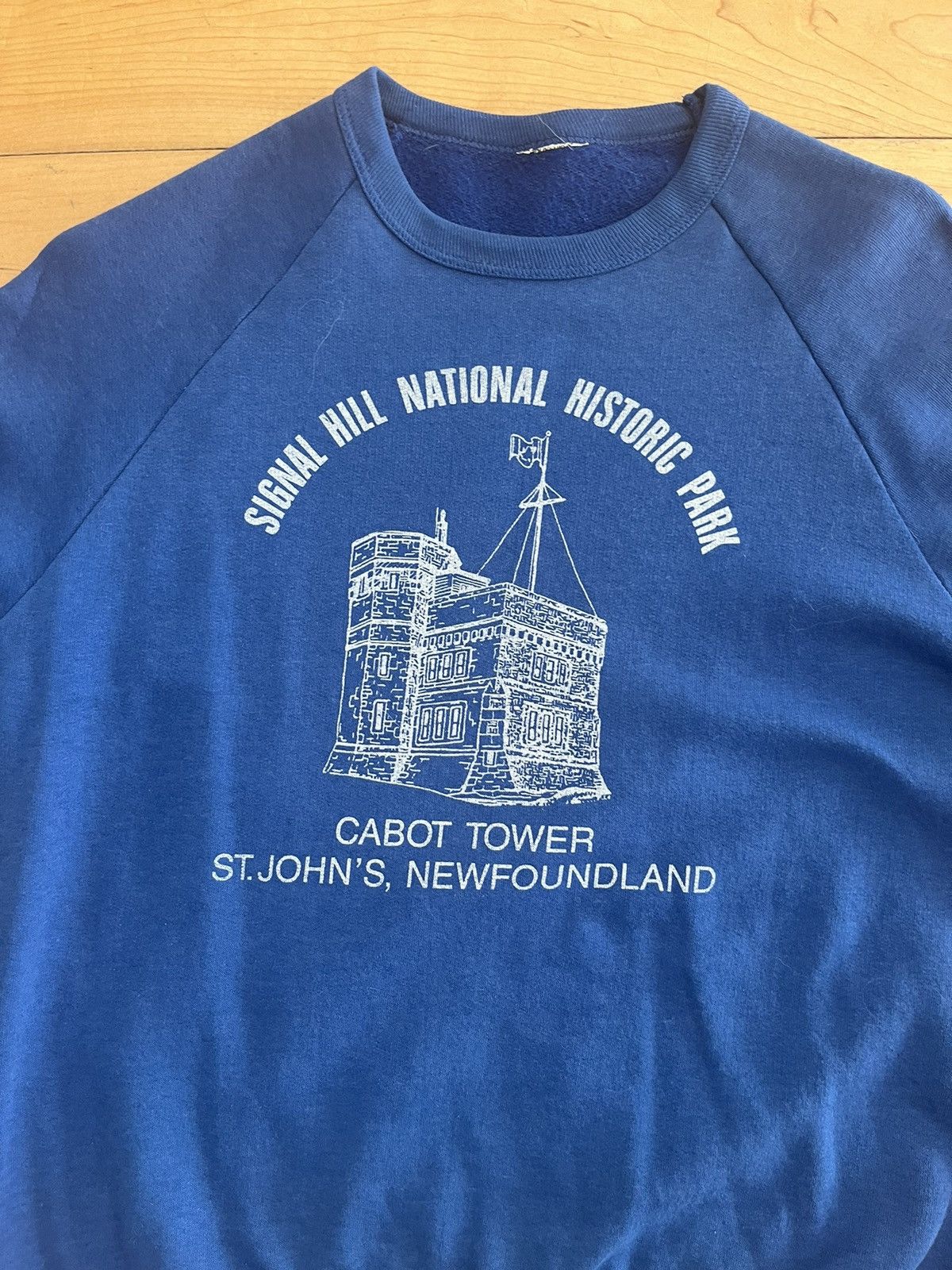 Vintage Vintage 1990's Signal Hill National Park Crewneck Size US XS / EU 42 / 0 - 3 Thumbnail