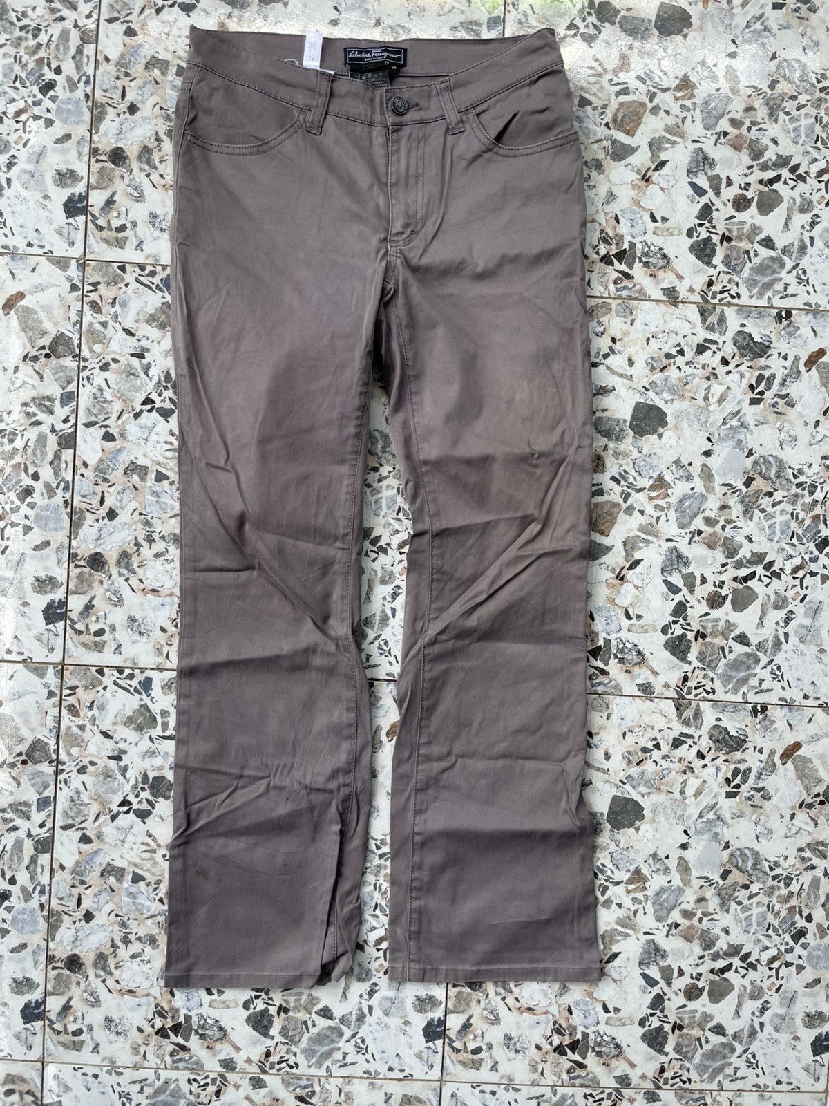 Salvatore Ferragamo Salvatore Ferragamo Gancini Print Pants Size US 38 / EU 54 - 1 Thumbnail