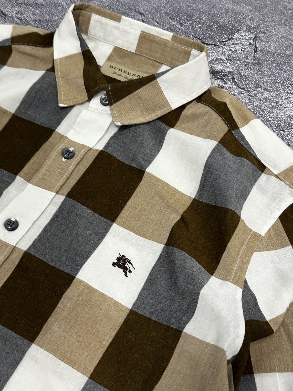 Burberry Burberry London England Large Check Cotton Linen Shirt XL Size US XL / EU 56 / 4 - 4 Thumbnail