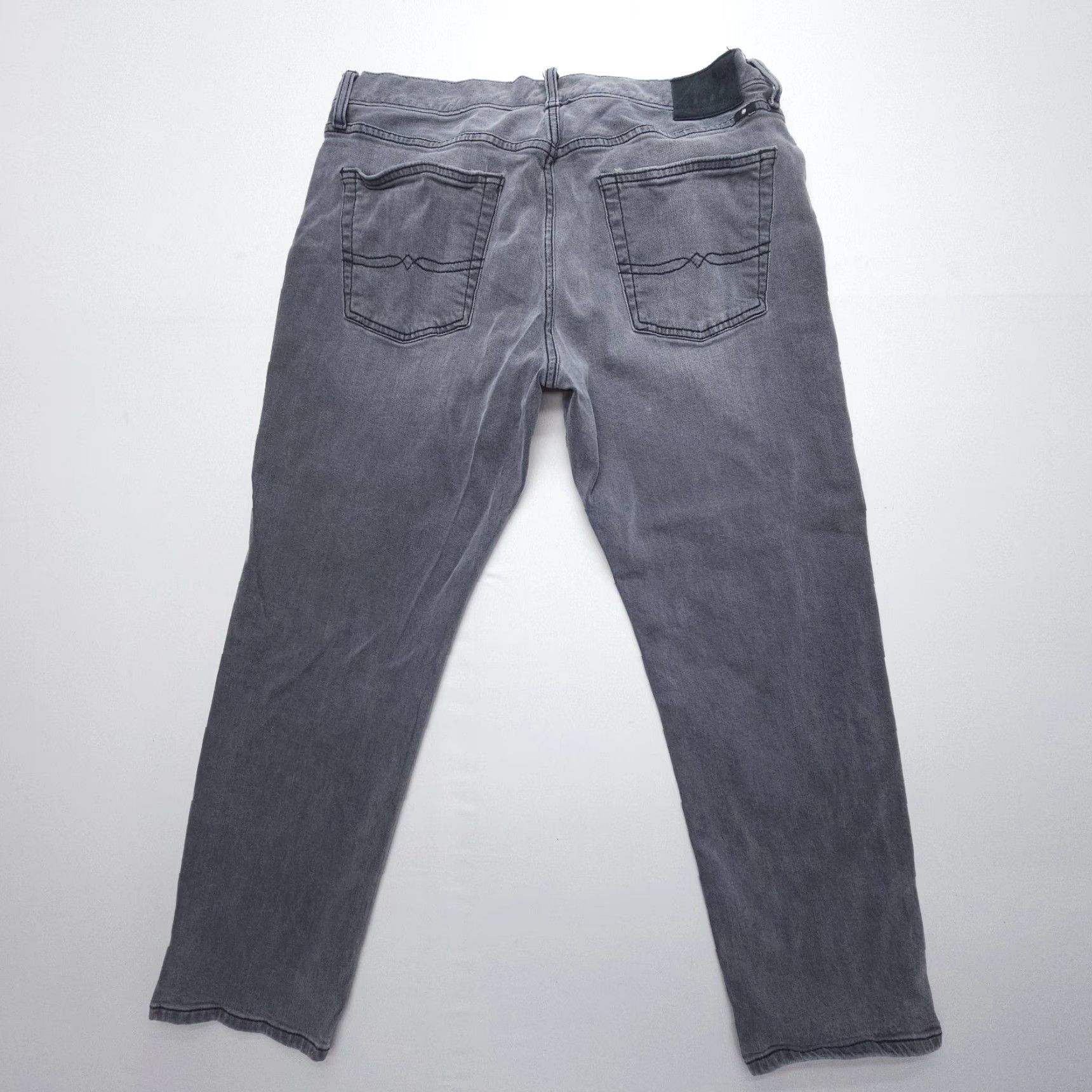 Lucky Brand Lucky Brand Jeans 221 Original Straight Mens 36 x 30 Inseam 28 Gray Denim 5-Pocket Stretch Regular Vintage: No Size US 36 / EU 52 - 2 Thumbnail
