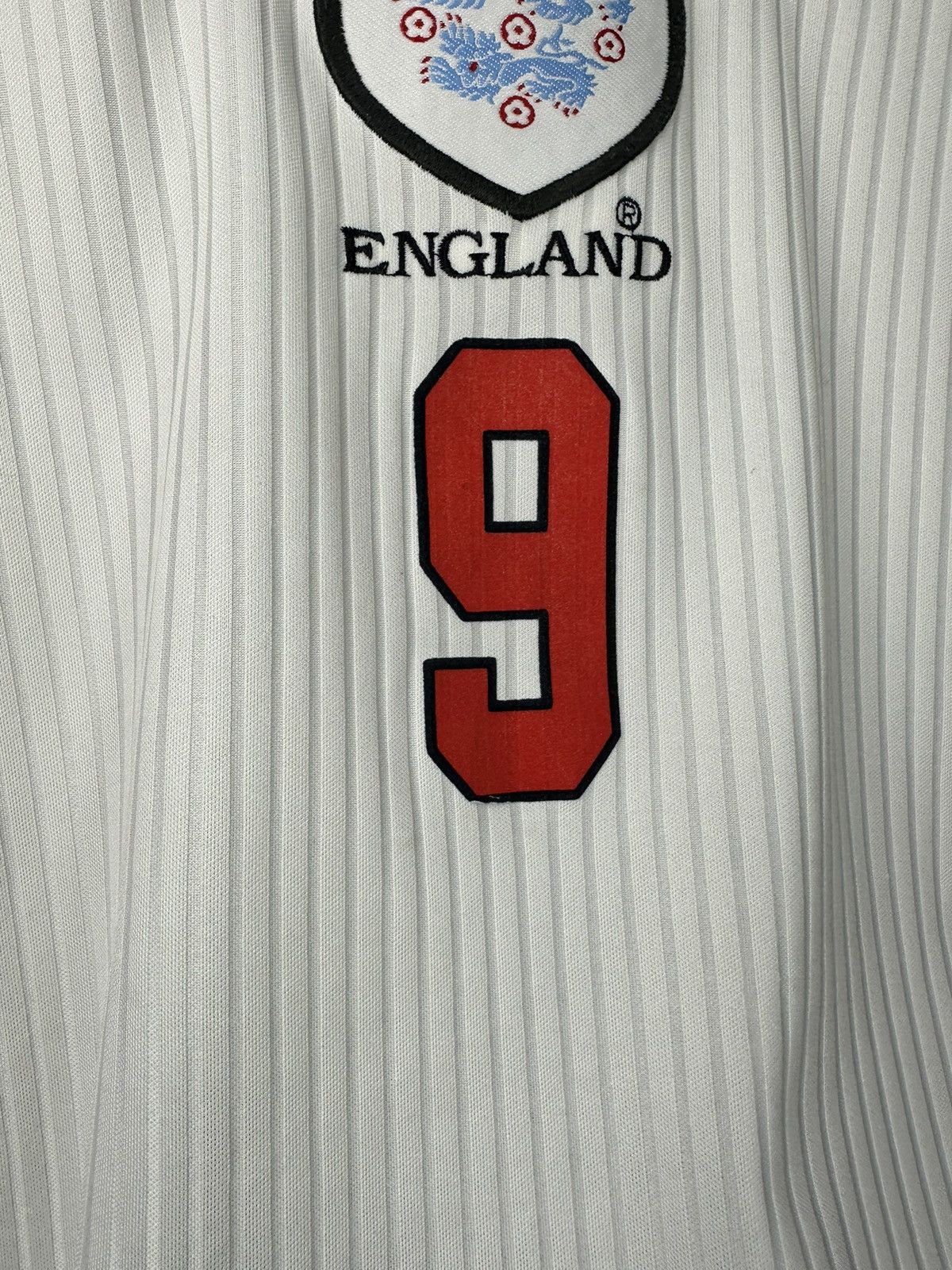 Umbro Vintage 1997-1999 England Umbro #9 Shearer Jersey Home Kit L Size US L / EU 52-54 / 3 - 7 Thumbnail