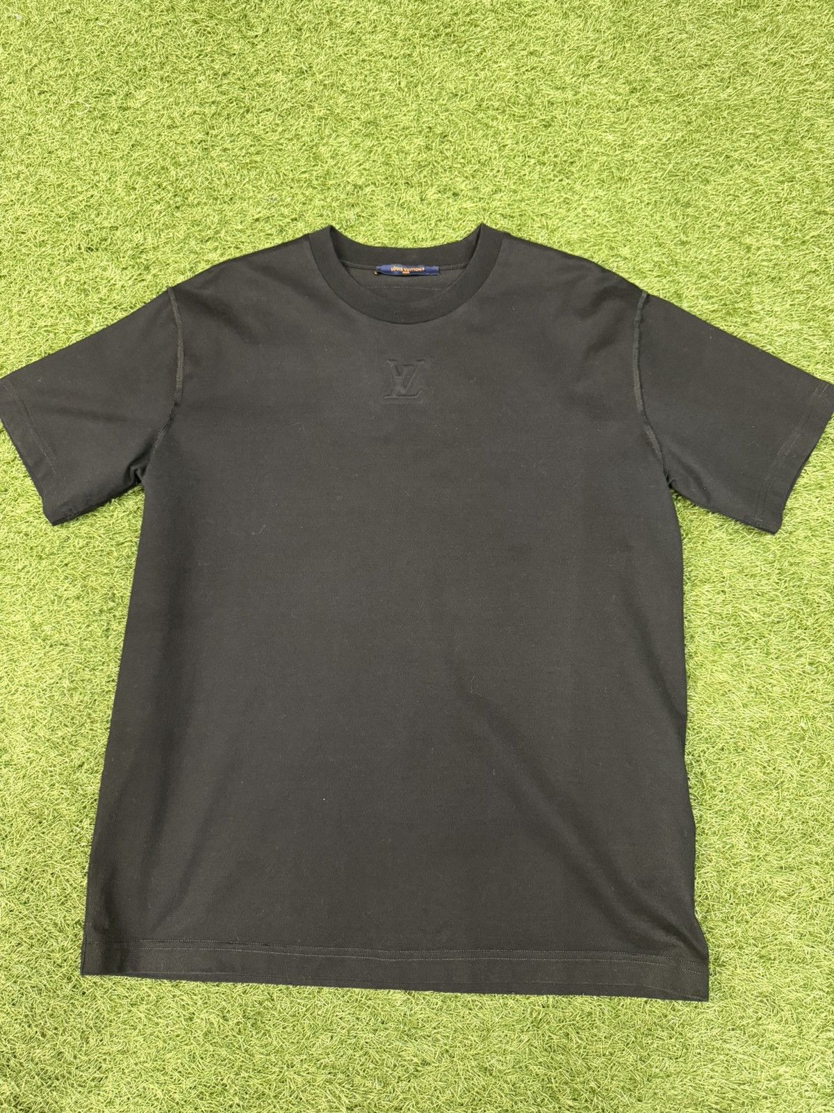 Louis Vuitton Louis Vuitton Logo T-Shirt Size US L / EU 52-54 / 3 - 1 Thumbnail