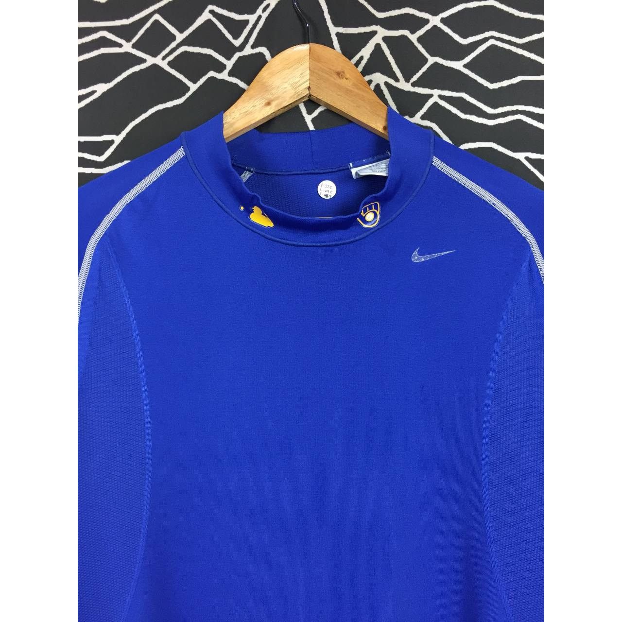 MLB × Nike × Vintage Nike MLB Milwaukee Brewers Long Sleeve Sportswear Tee Size US L / EU 52-54 / 3 - 3 Thumbnail