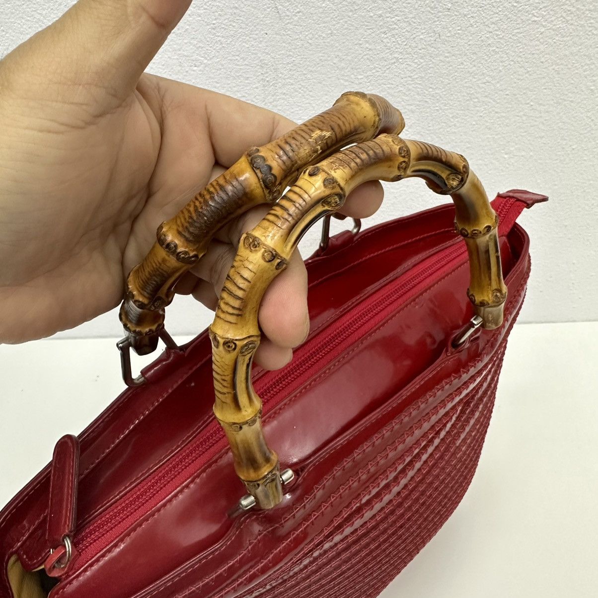 Vintage ‼️YES‼️AUTHENTIC GUCCI BAMBOO 1990s RED PATENT LEATHER HANDBAG Size ONE SIZE - 6 Thumbnail