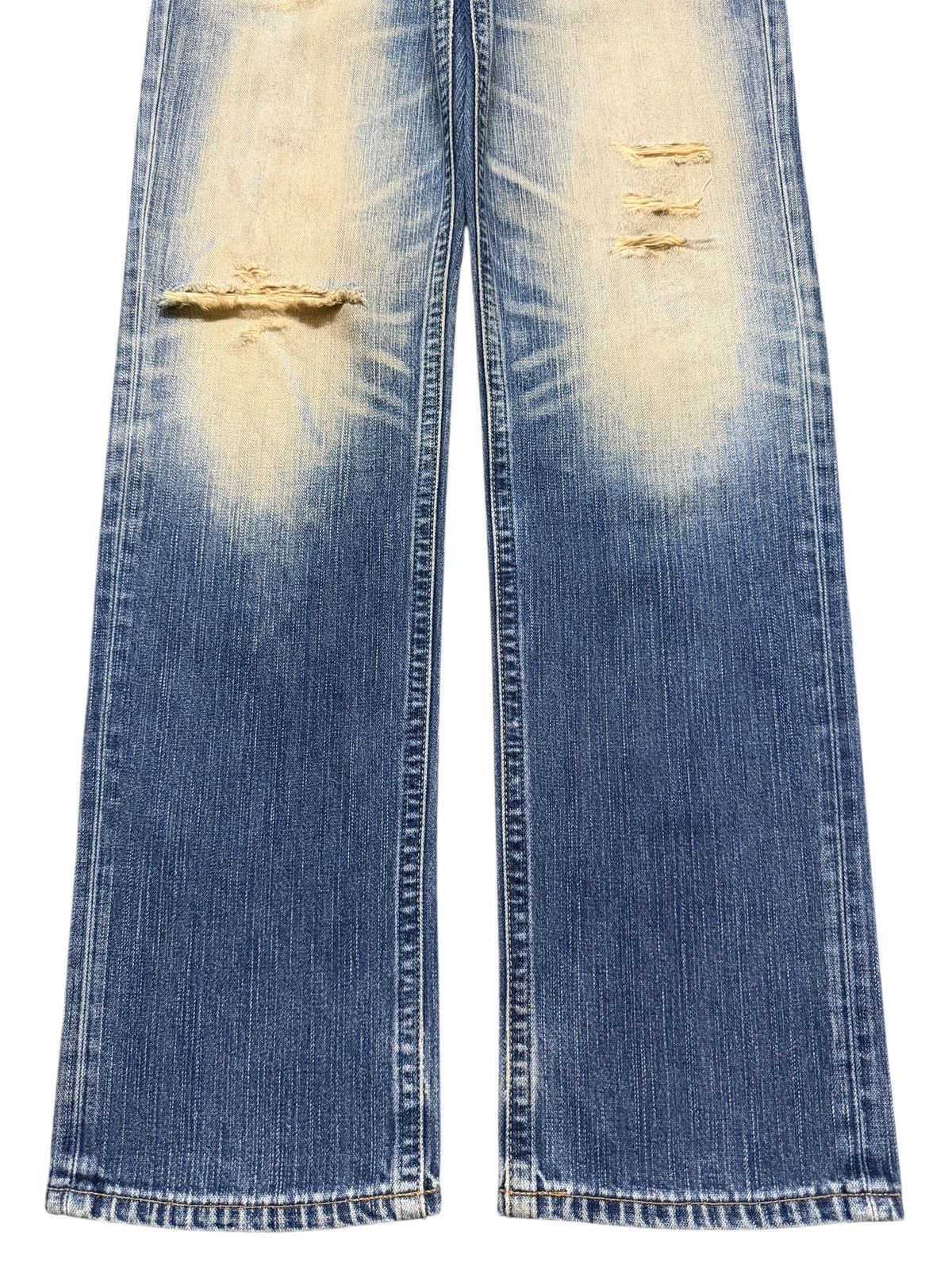 Wrangler Vtg Y2K Wrangler Mud Wash Faded Whisker Distress Straight Size US 33 - 7 Thumbnail