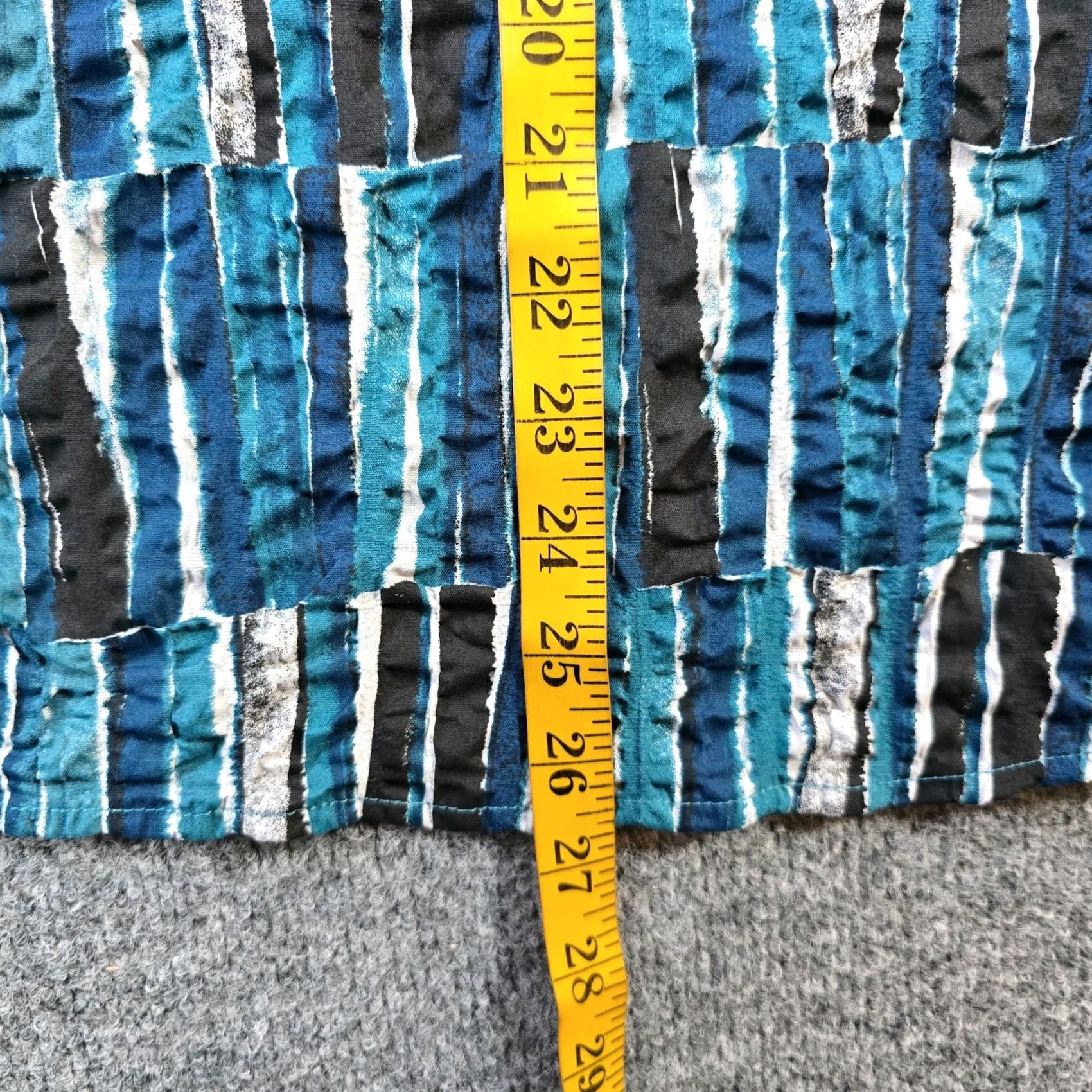 Habitat Habitat Top Womens Small Blue Abstract Patchwork Long Sleeve Button Career Shirt Size S / US 4 / IT 40 - 6 Thumbnail