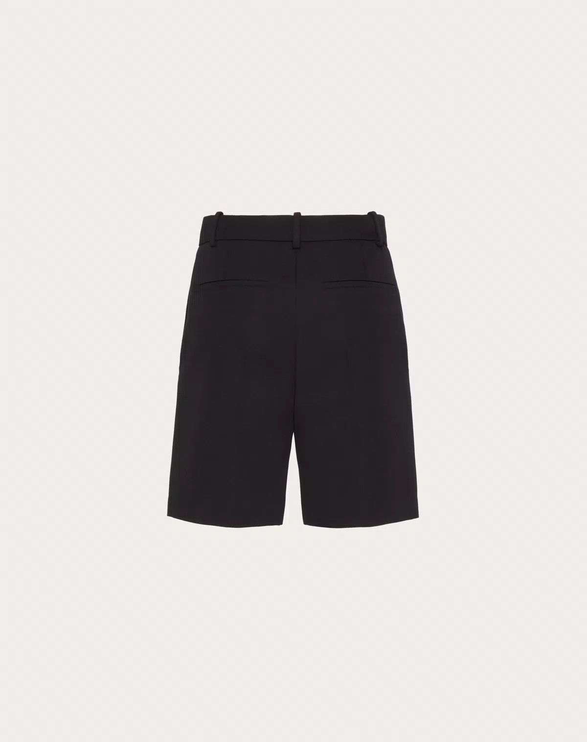 Valentino o1s1wg110426 Grisaille Bermuda Shorts in Nero Size 25" / US 0 / IT 36 - 2 Thumbnail