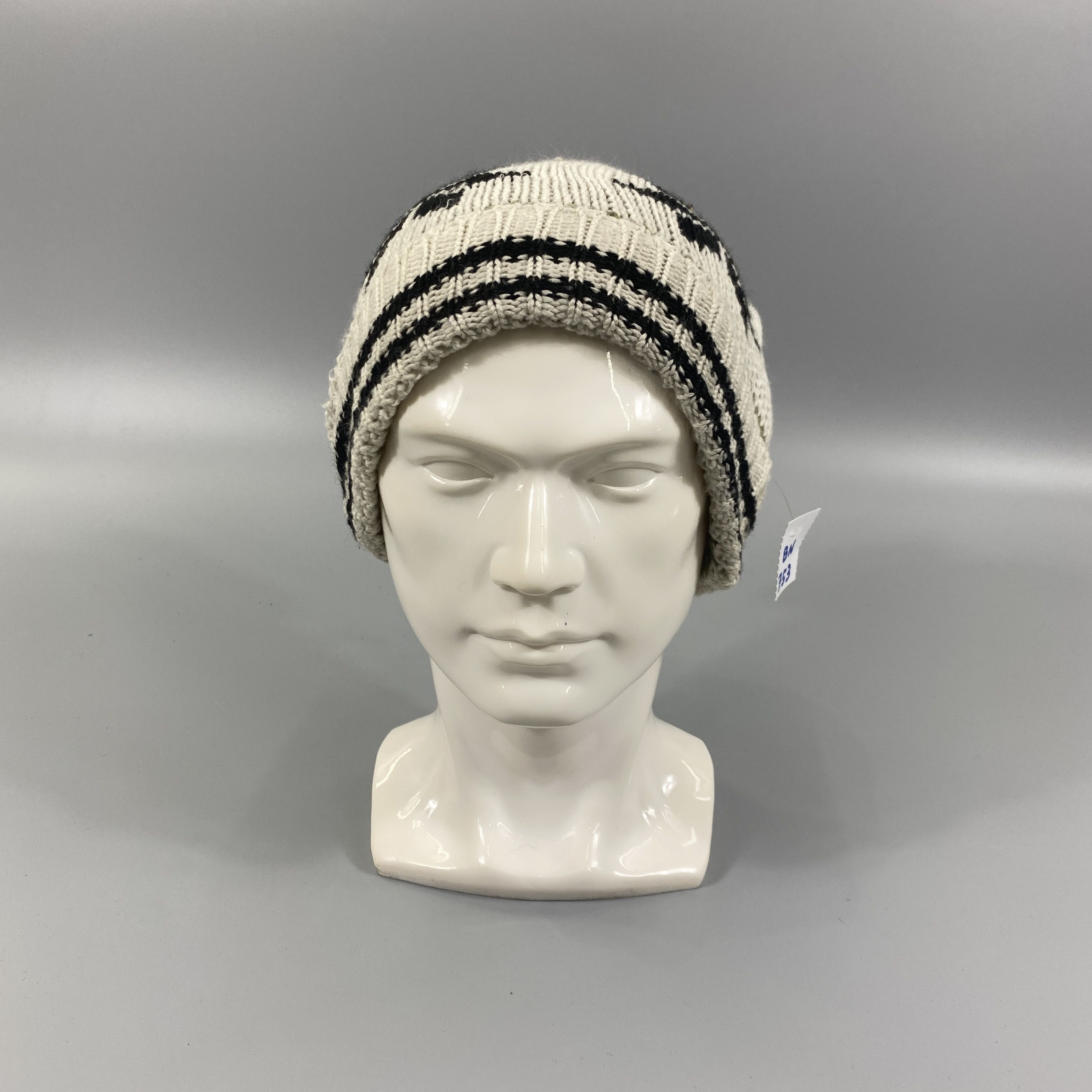 Japanese Brand Knitted Snow Beanie Pompom -BN753 Size ONE SIZE - 2 Thumbnail