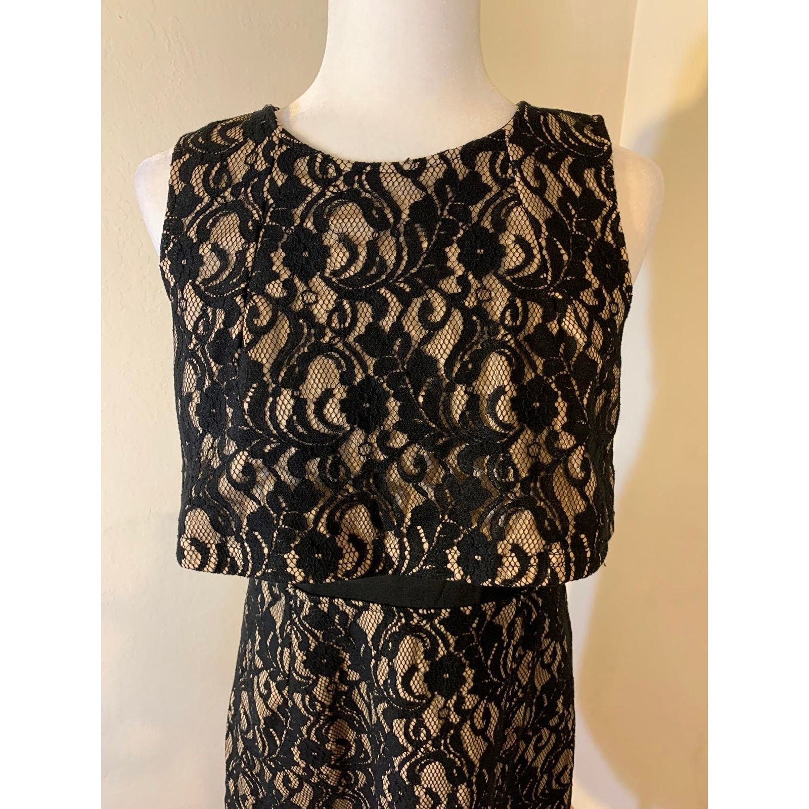 Forever 21 Womens Lace Sheer Midriff Sleeve Dress Black Size L Size L / US 10 / IT 46 - 5 Thumbnail